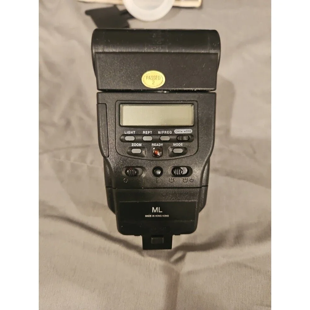 Vintage Minolta Maxxum 7000i Camera w/ Flash - Zoom Lens - Case - Accessories
